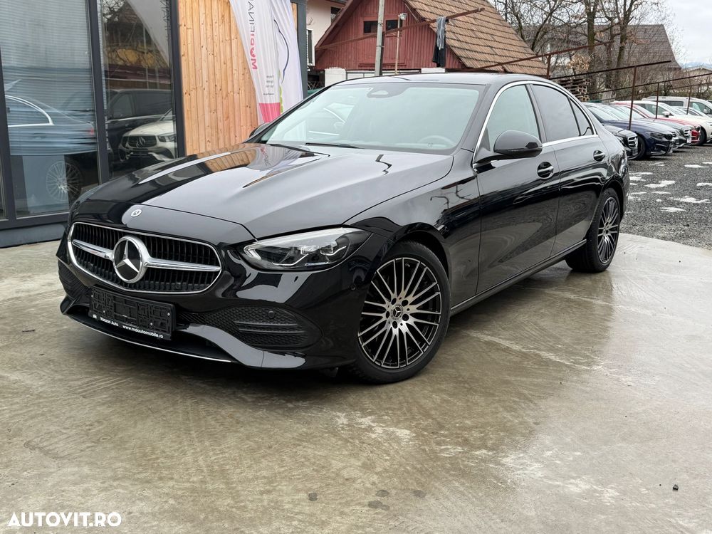 Mercedes-Benz C - 21