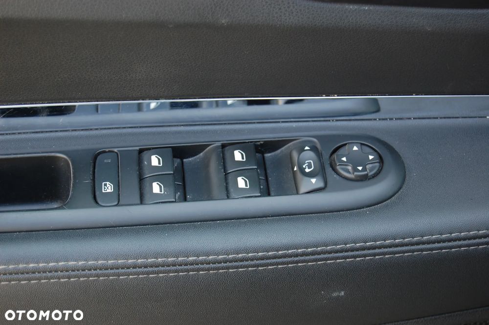 Peugeot 3008 BlueHDi 120 Stop & Start Business-Line - 21