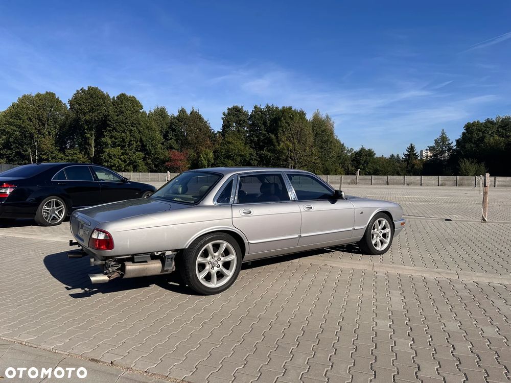 Jaguar XJR Standard - 7