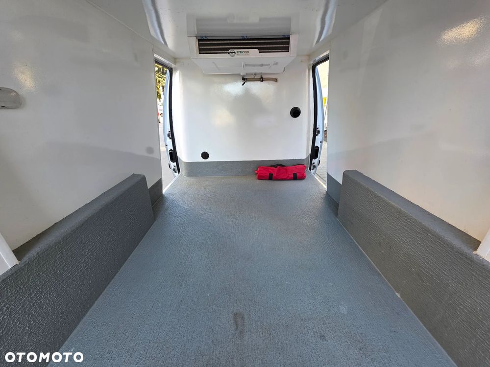Renault Kangoo Maxi - 23