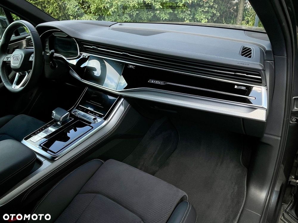 Audi Q7 - 11