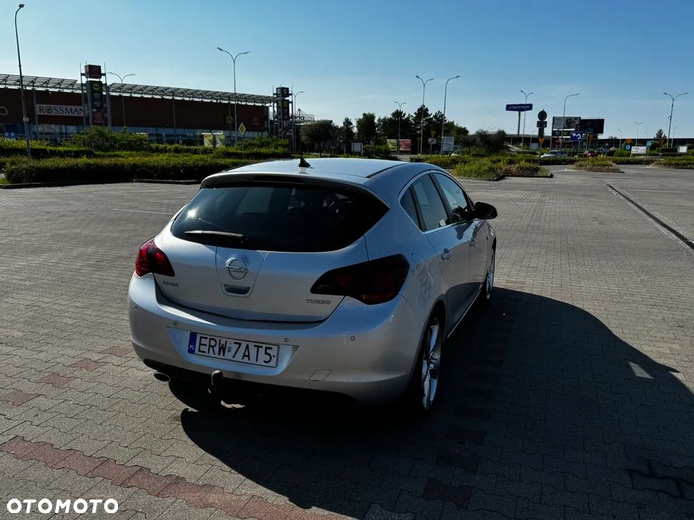 Opel Astra 1.4 Turbo Edition - 10