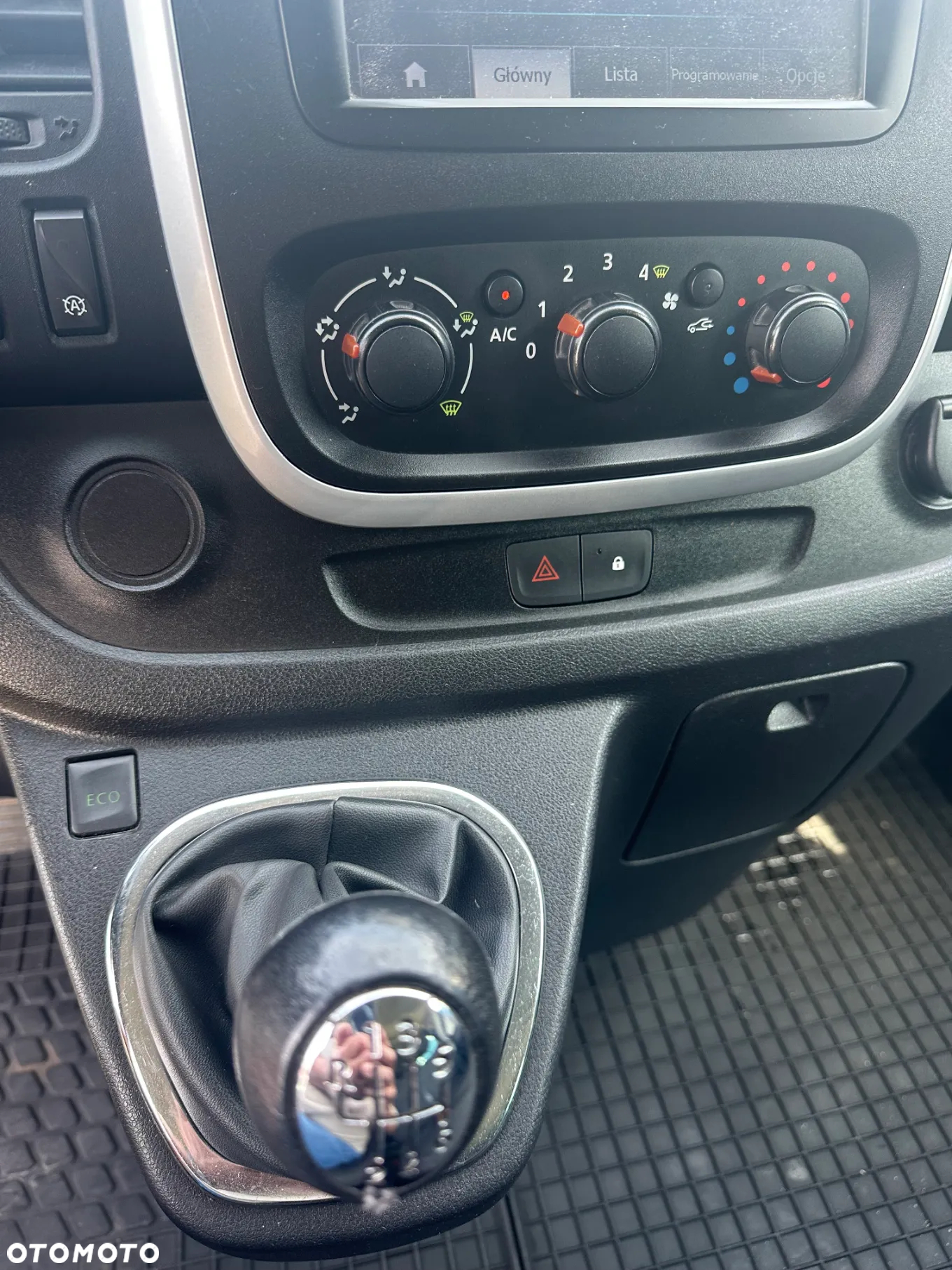 Opel Vivaro L2H1 2.9t Edition Business - 12