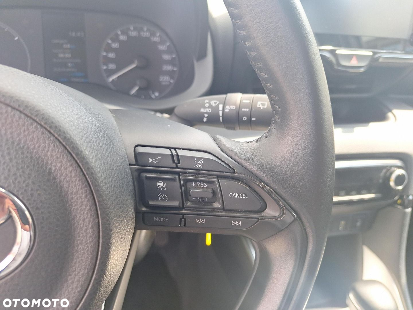 Toyota Yaris - 18