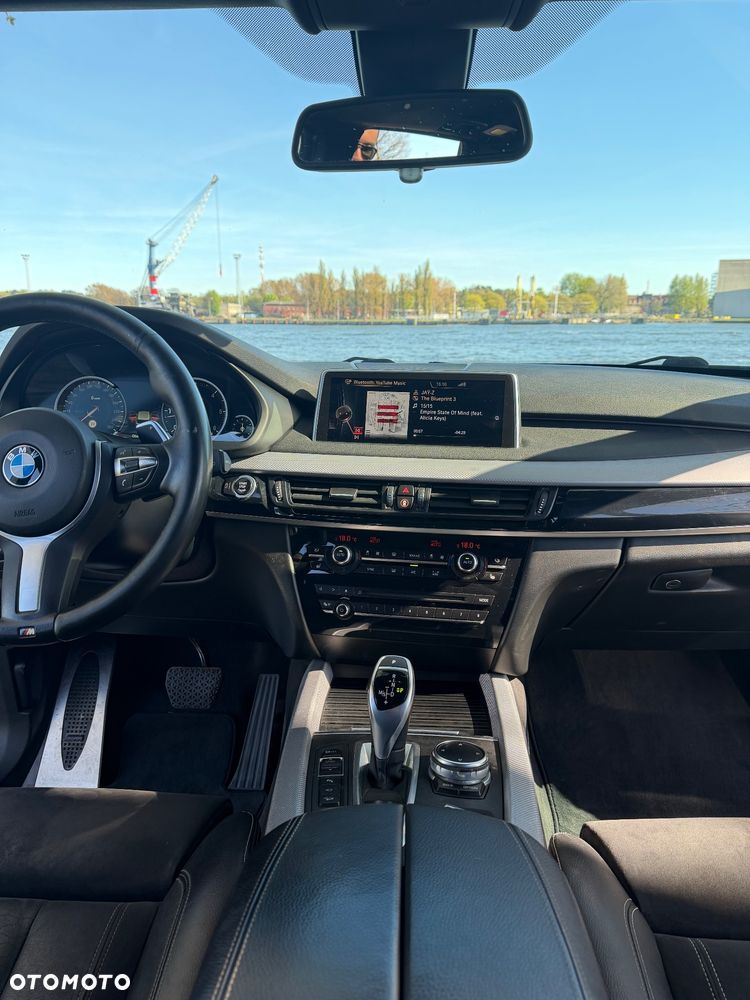 BMW X5 xDrive40d - 17