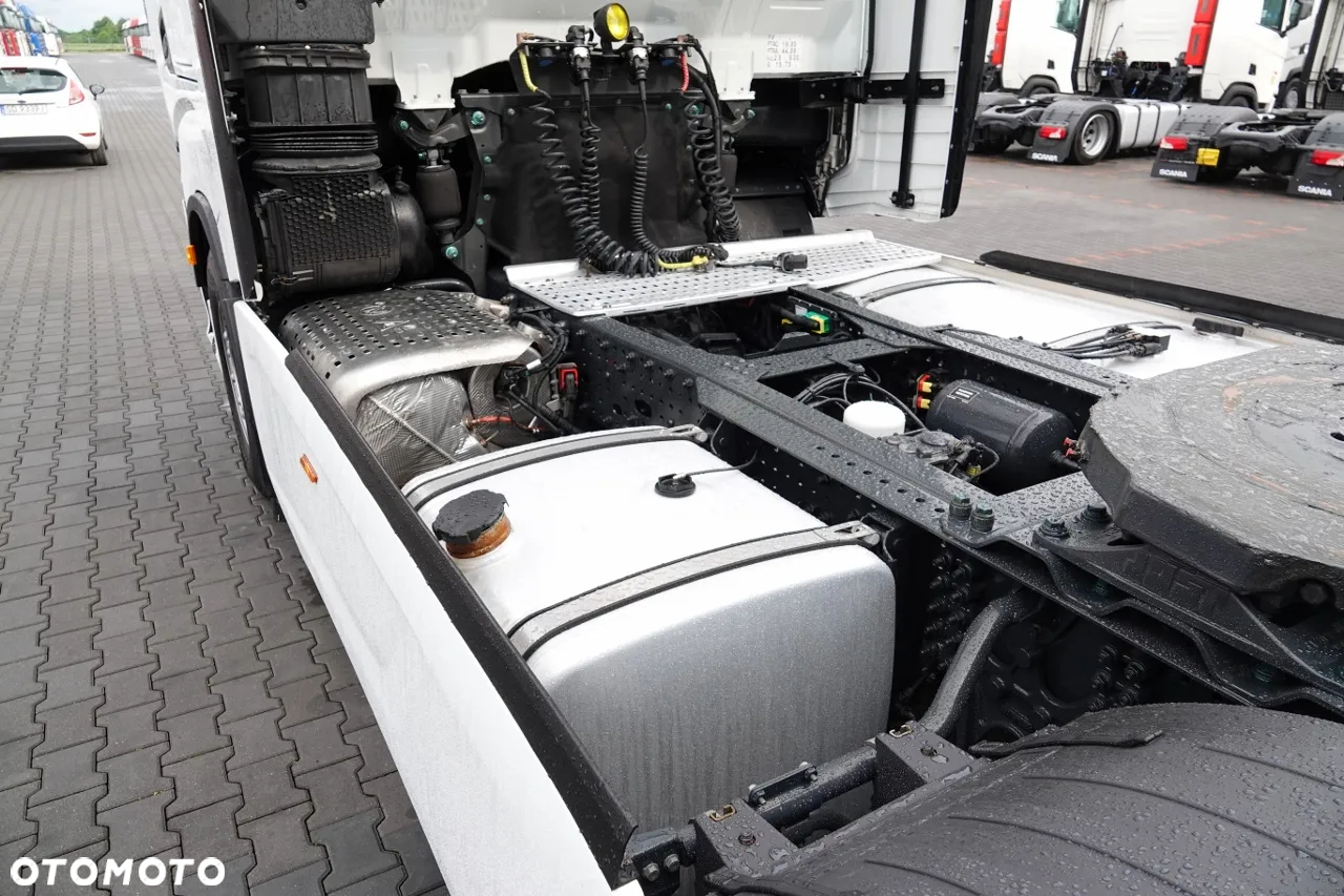 Iveco S-WAY / 530 / RETARDER / KLIMA POSTOJOWA  / 2022 ROK / PO KONTRAKCIE SERWISOWYM - 12