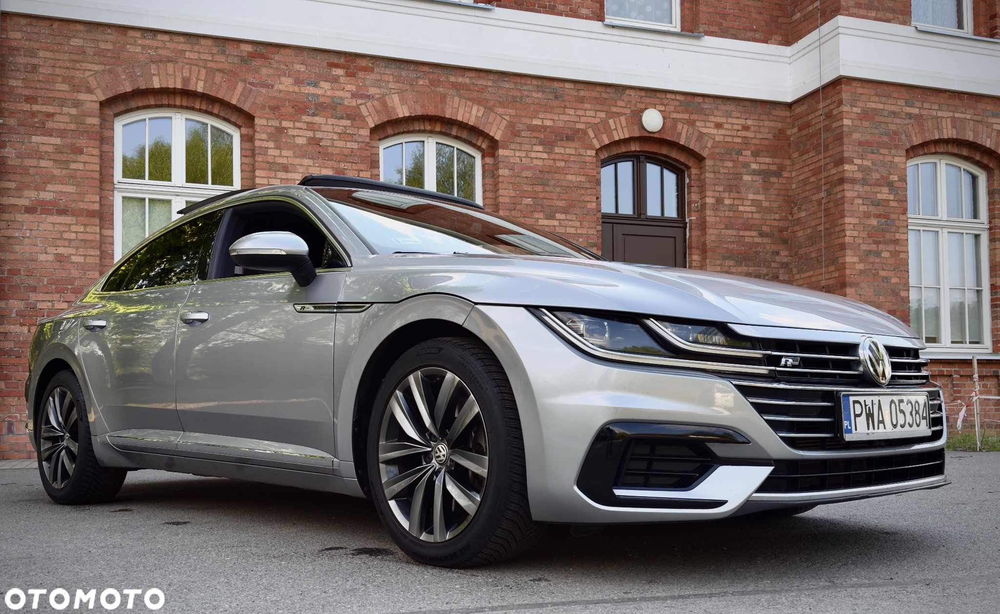 Volkswagen Arteon 2.0 TSI 4Motion R-Line Edition DSG - 11