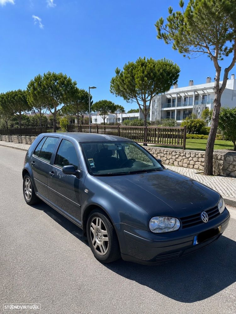 VW Golf 1.4i Trendline - 1