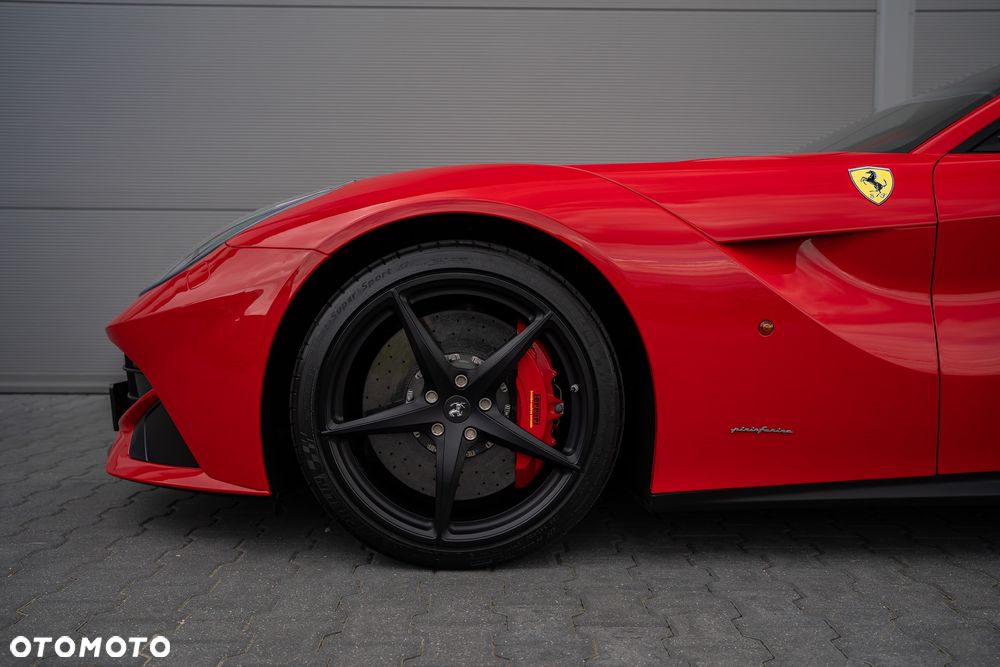 Ferrari F12berlinetta - 22