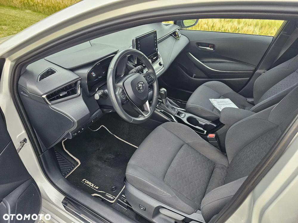 Toyota Corolla - 5