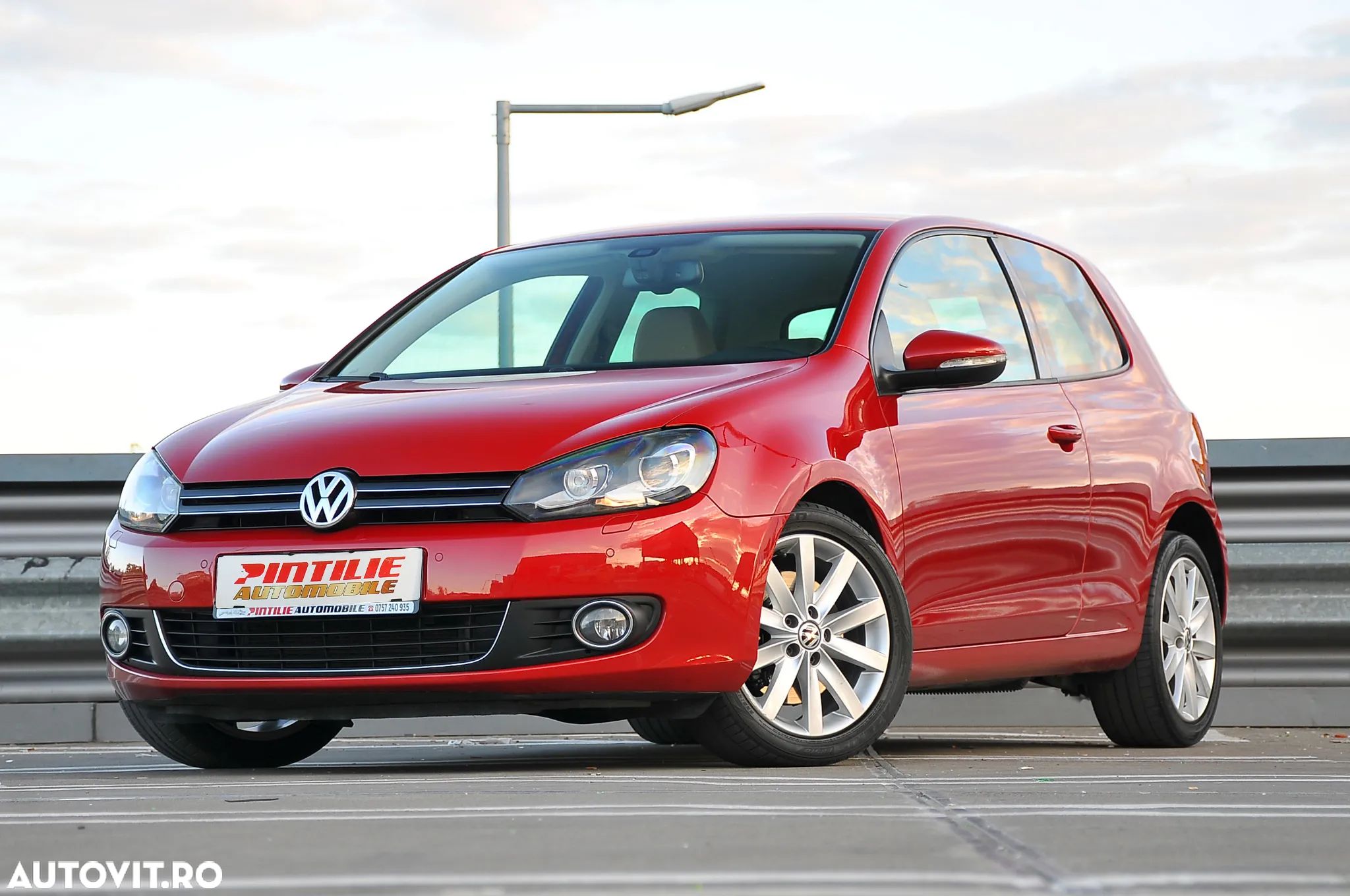 Volkswagen Golf 1.4 TSI DSG Highline - 1