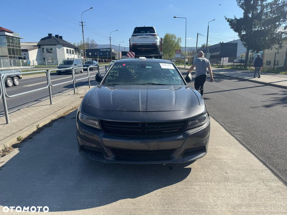 Dodge Charger - 4