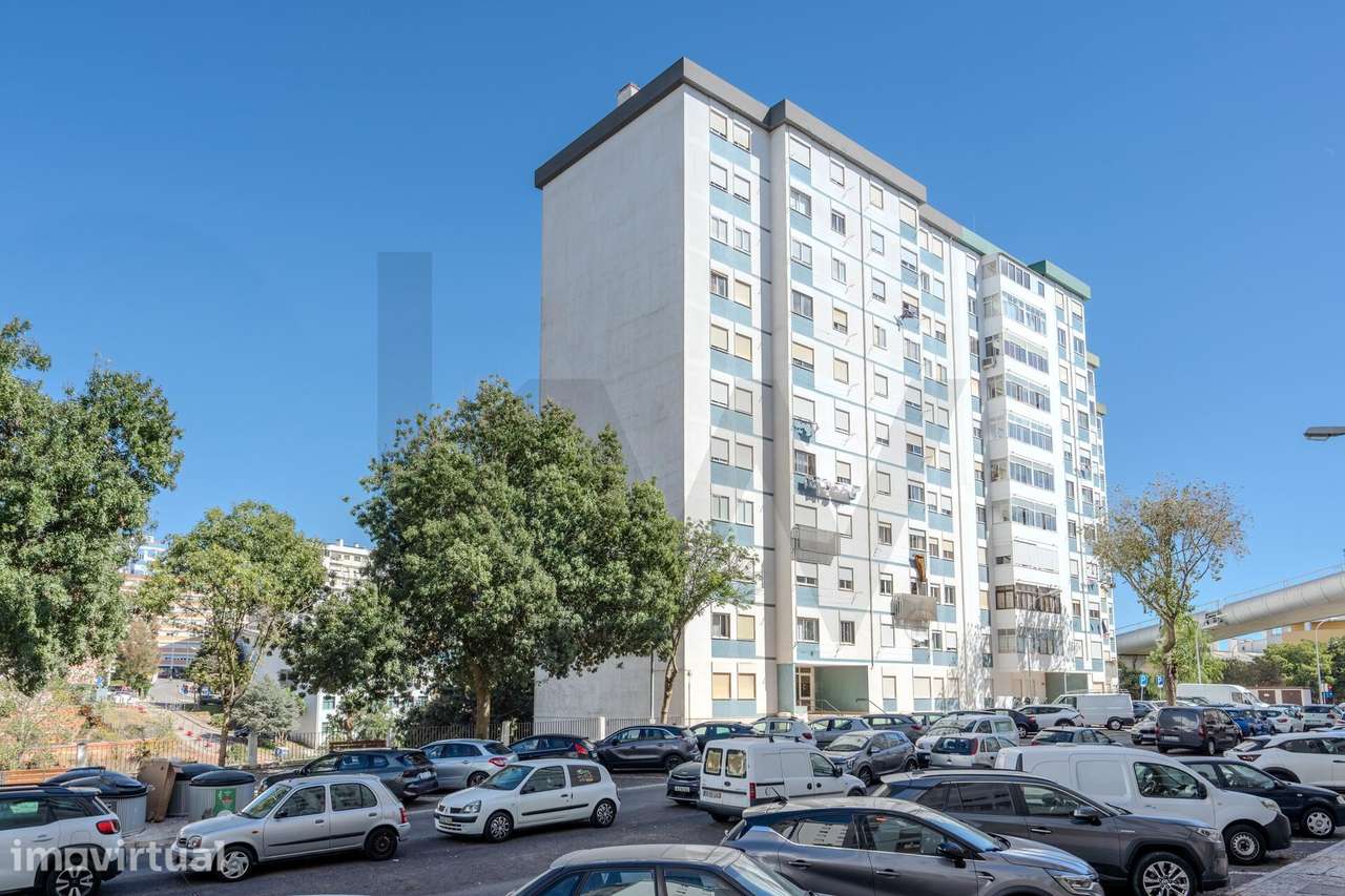 T2 em Oeiras | O Equilíbrio Perfeito entre Conforto e Localização - Grande imagem: 3/26