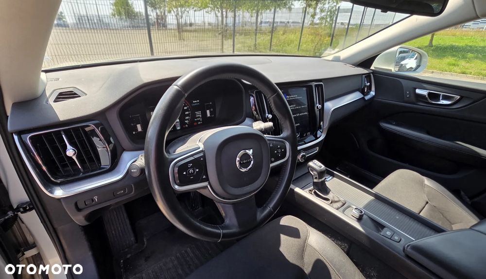 Volvo V60 D3 SCR Momentum - 15