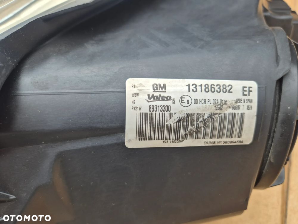 Opel Corsa D lampa prawa.2006-2011.Valeo.EU. - 6