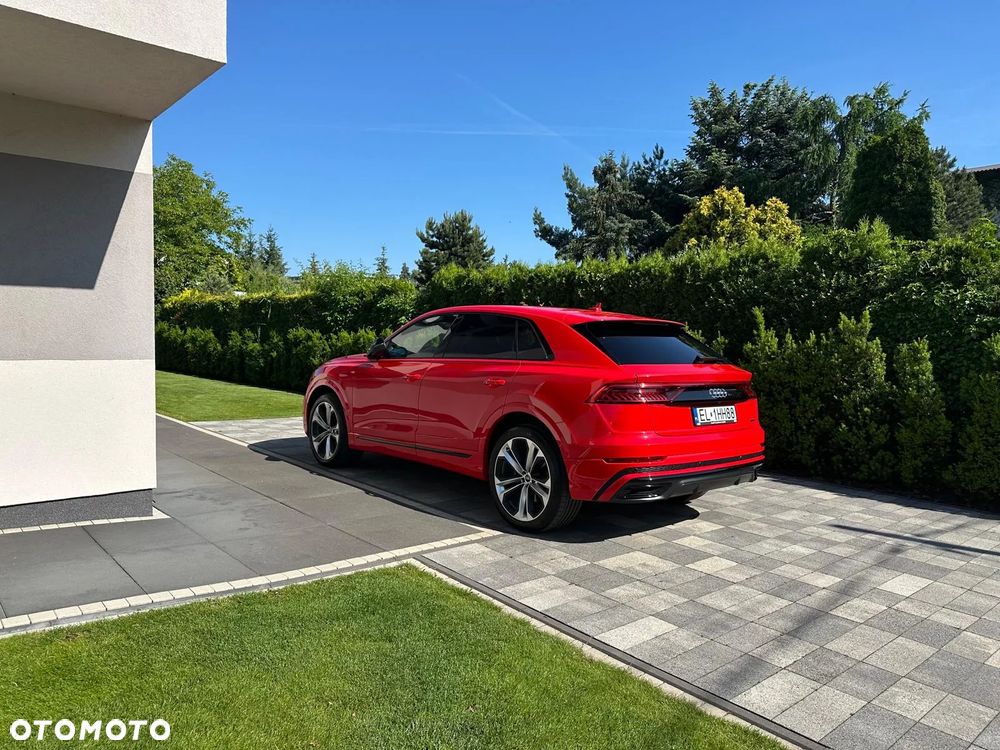 Audi Q8 - 10