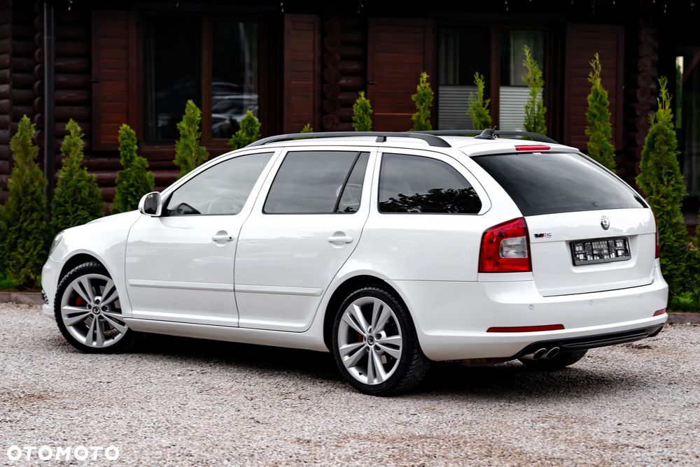 Skoda Octavia 2.0 TDI RS DSG - 14