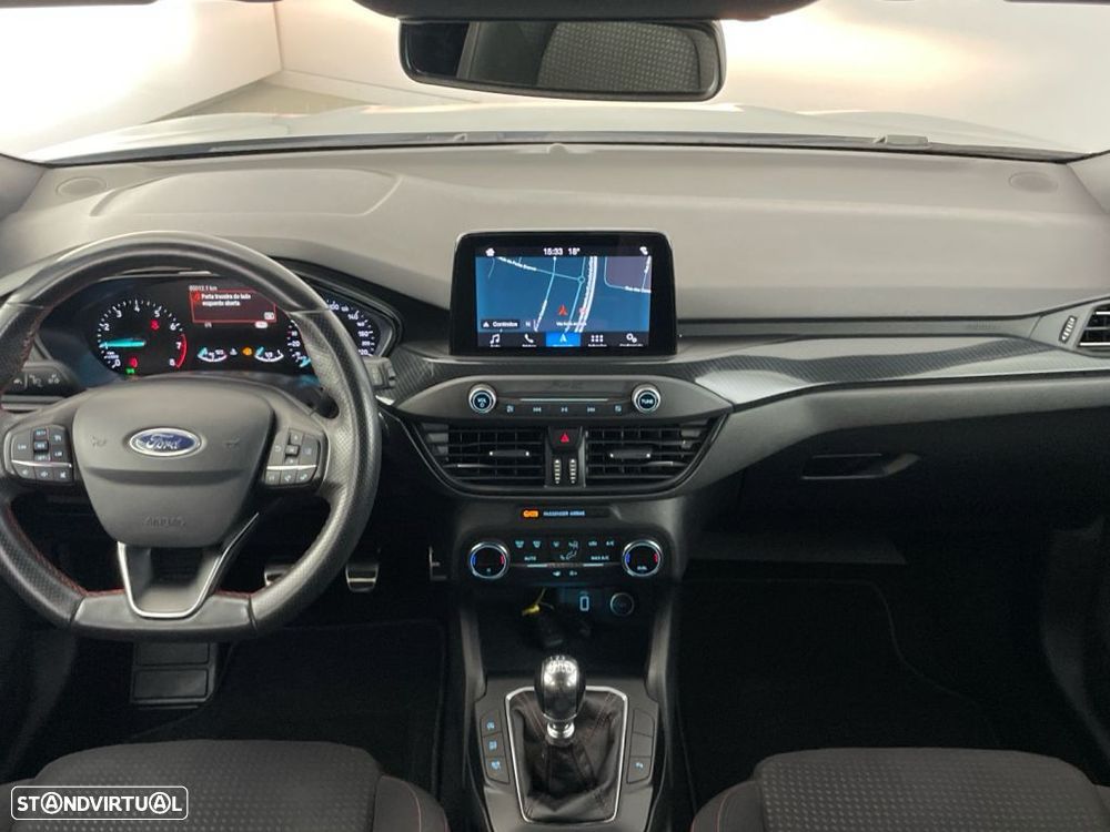 Ford Focus 1.0 EcoBoost ST-Line - 10