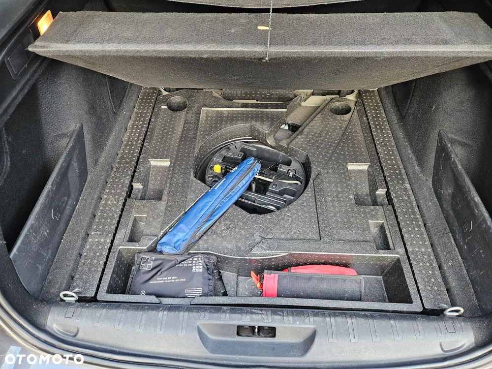 Peugeot 308 1.2 PureTech Allure S&S - 13