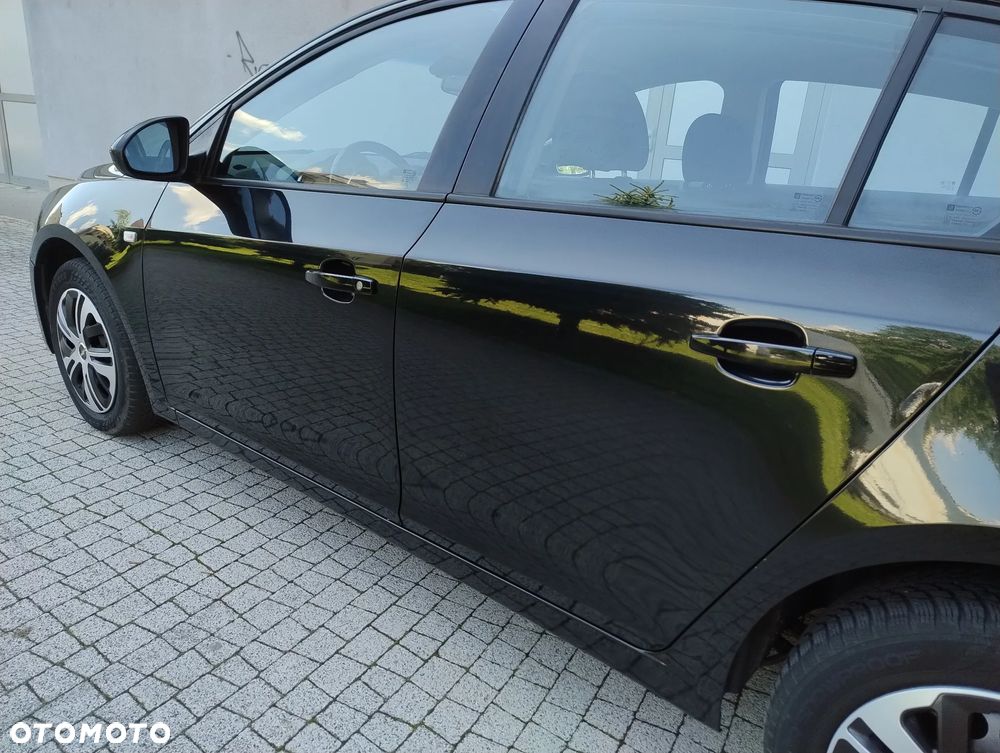 Chevrolet Cruze 1.7 D LT+ Premium - 29