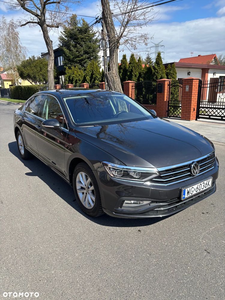 Volkswagen Passat 1.5 TSI EVO Business - 3