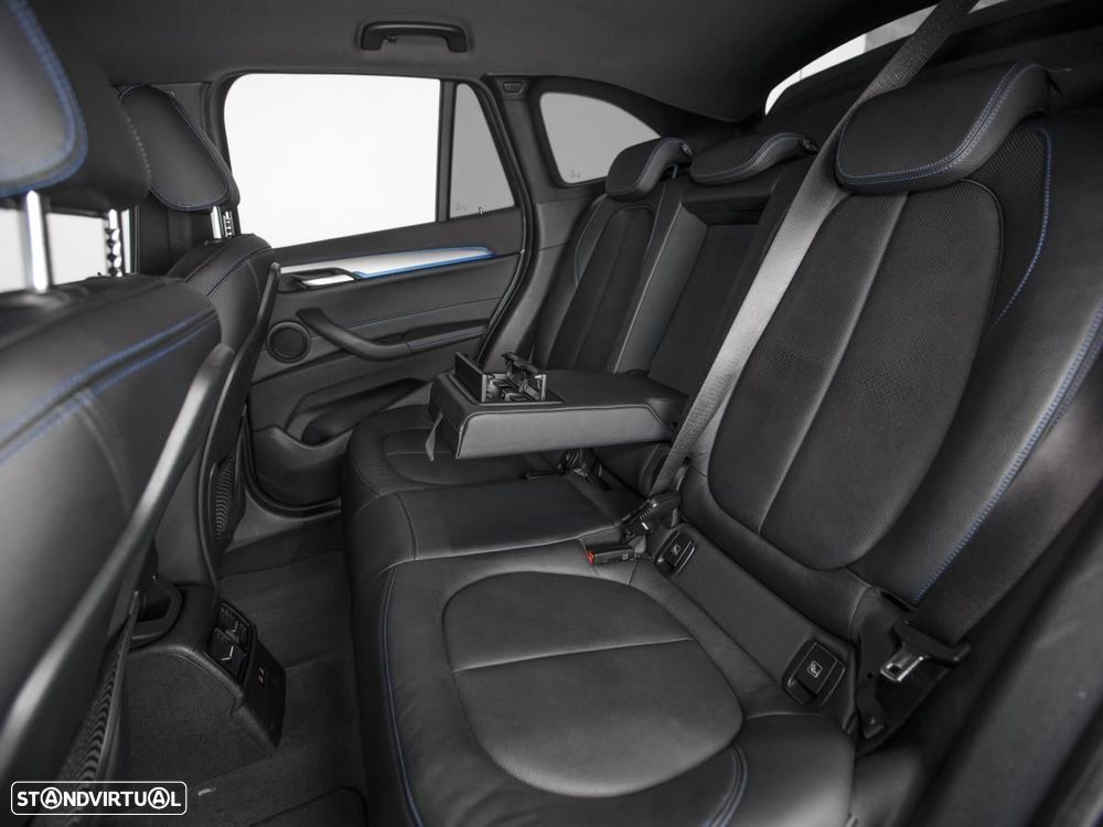 BMW X1 25 e xDrive Pack M - 11