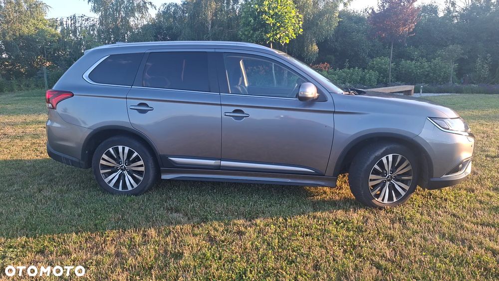 Mitsubishi Outlander 2.0 Intense 4WD CVT - 20