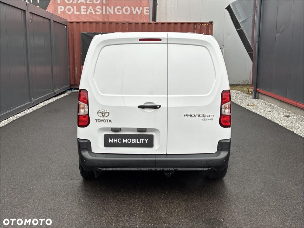 Toyota Proace City 1.2 D-4T 2,3t Active - 14