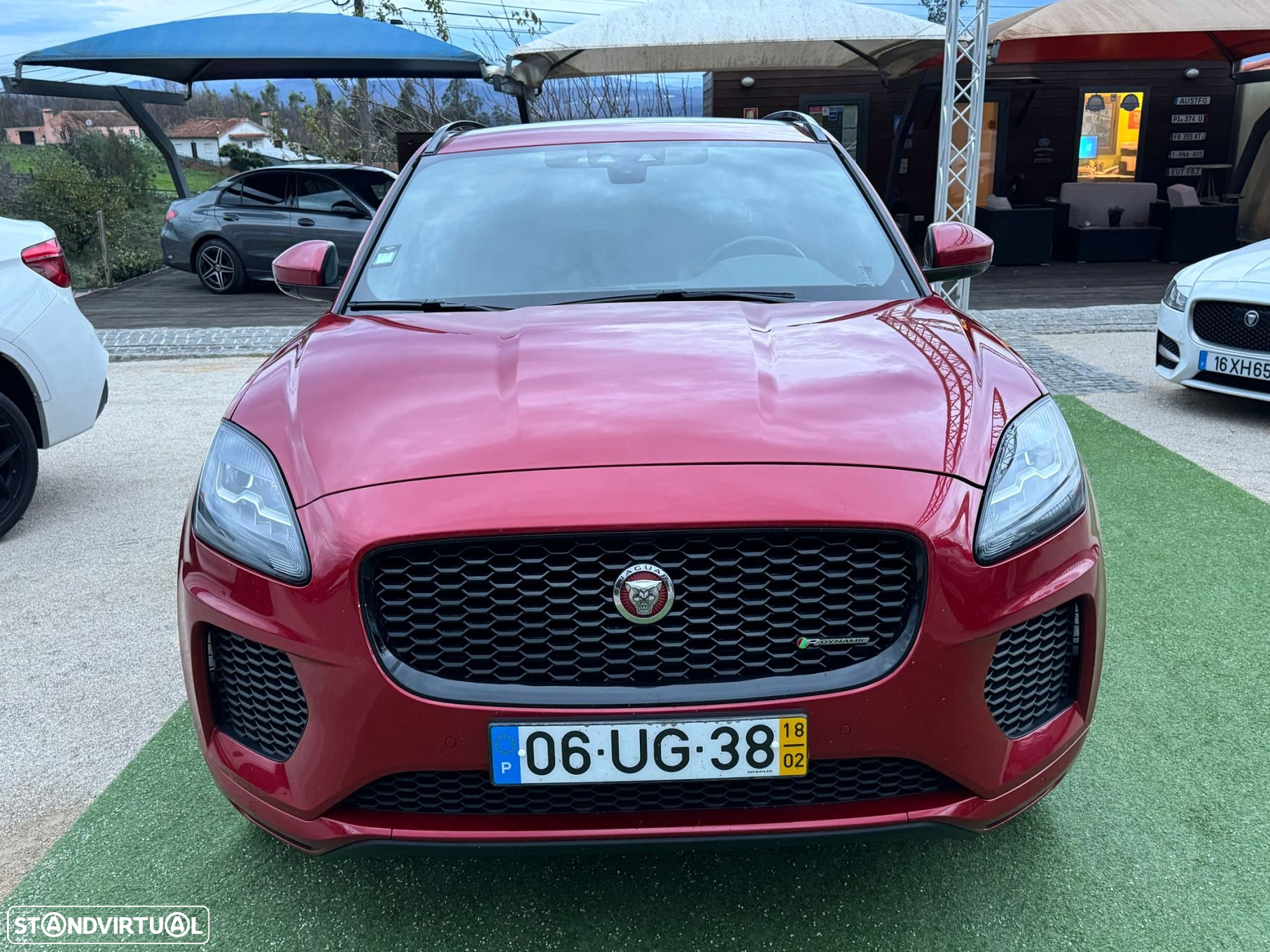 Jaguar E-Pace 2.0 i4D R-Dynamic - 3