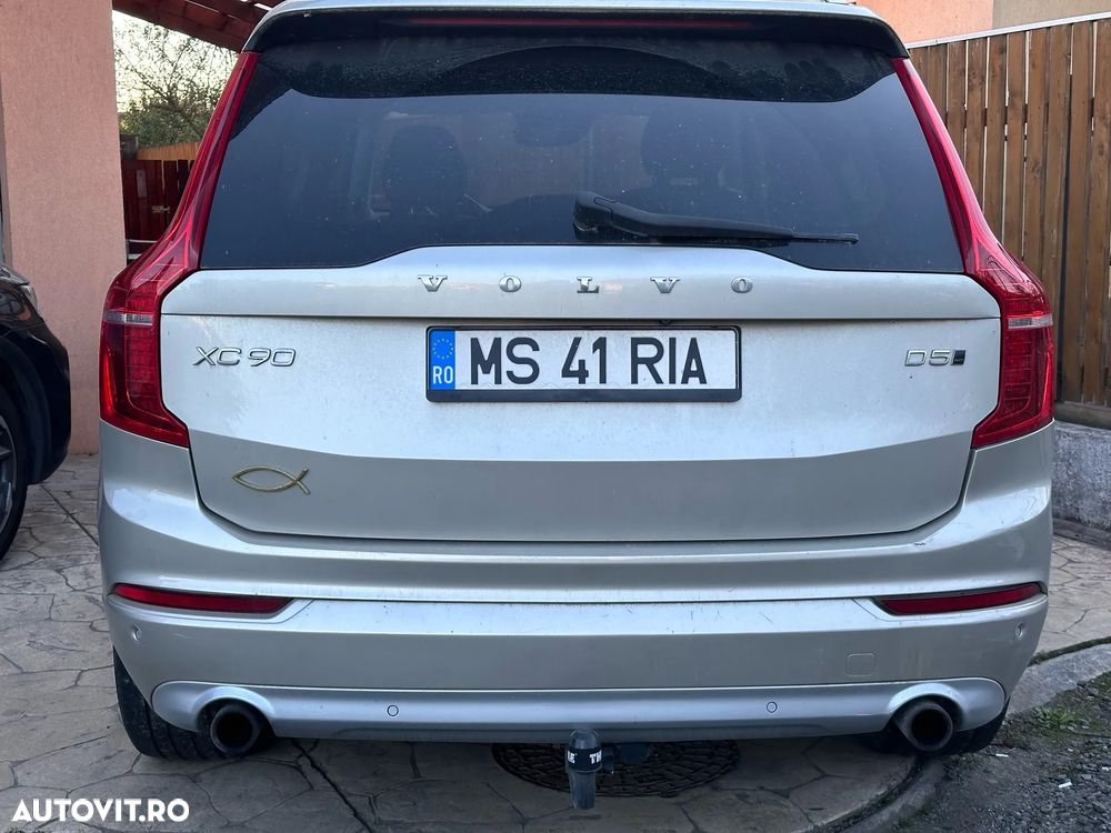 Volvo XC 90 - 1