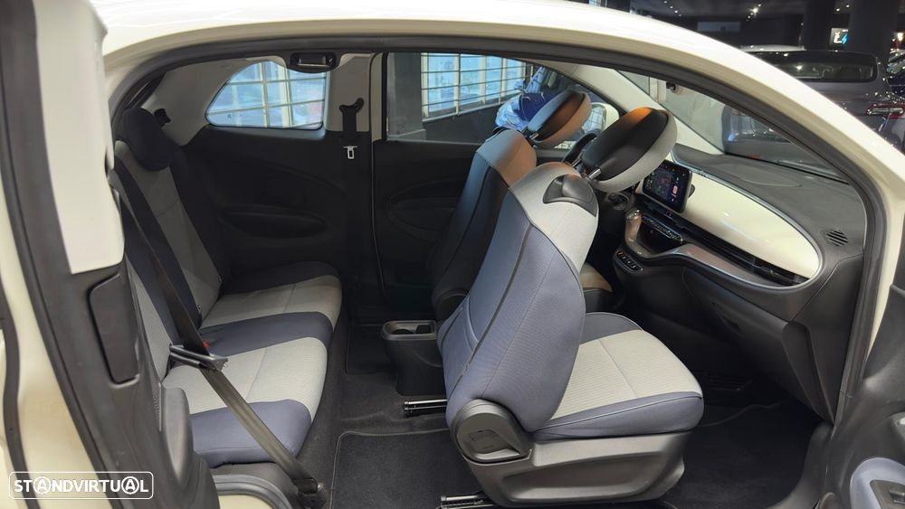 Fiat 500e 3 + 1 42kWh Icon - 26