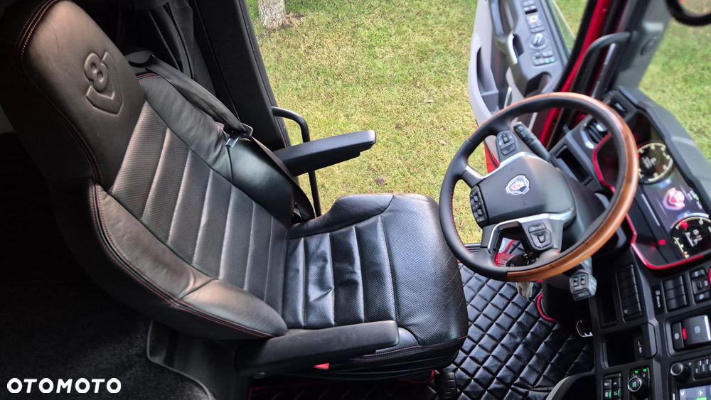 Scania SCANIA///S530///V8///2022///RETARDER/// FULL LED///KLIMATYZACJA POSTOJOWA/// ZABUDOWY MIĘDZYOSIOWE///WAGA/// SKÓRY///NAWIGACJA///BARDZO BOGATA WERSJA///STAN BARDZO DOBRY - 27