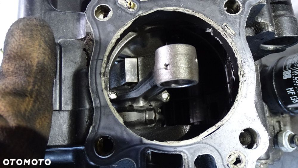 Dół silnika kartery wał Suzuki SV 650 99-02r. Gaźnik Kod P503 - 5