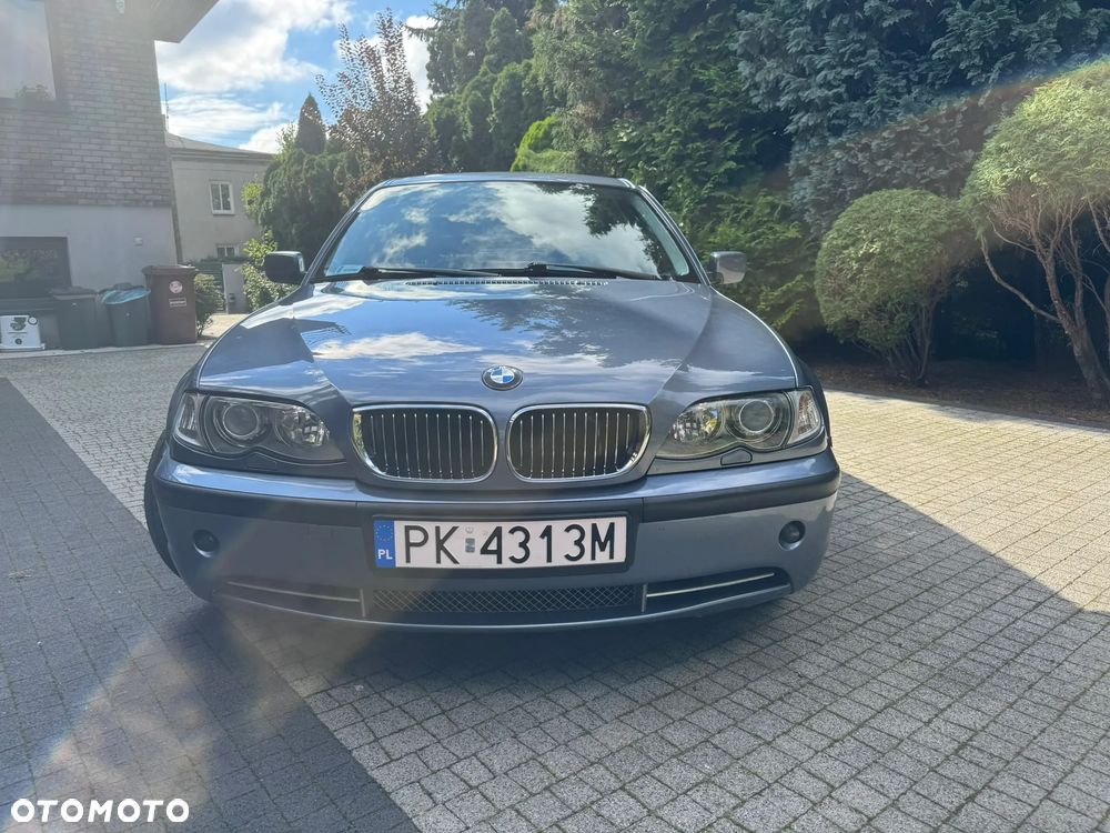 BMW Seria 3 330i - 4