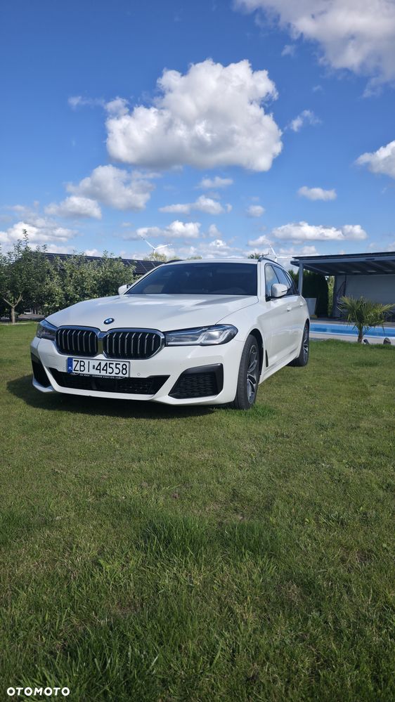 BMW Seria 5 520d xDrive mHEV M Sport sport - 3