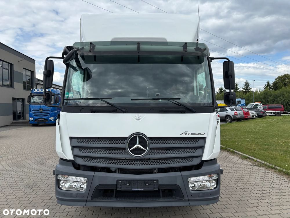 Mercedes-Benz ATEGO 1524  EURO 6 (1527, 1530) kontener z windą , kabina przeedłużana  z łóżkiem składanym, kurierka, paletówka, - 4