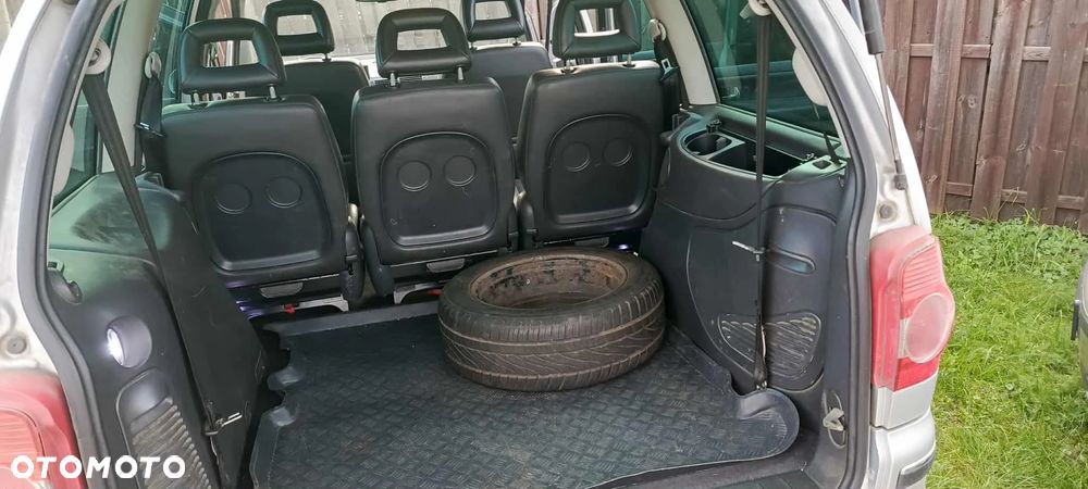 Volkswagen Sharan 2.0 TDI Basis - 15