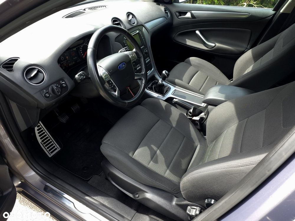 Ford Mondeo 2.0 TDCi Titanium - 13