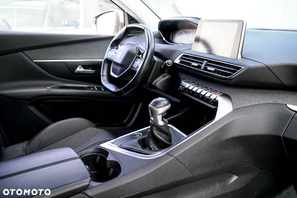 Peugeot 3008 BlueHDi 130 Stop & Start Allure - 19