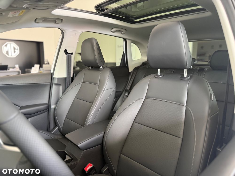 MG ZS 1.5 HEV+ Exclusive - 10
