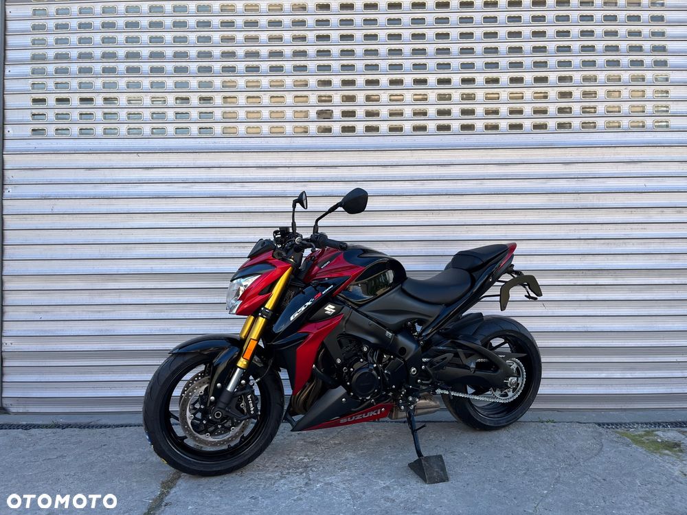 Suzuki GSX 1000 - 23