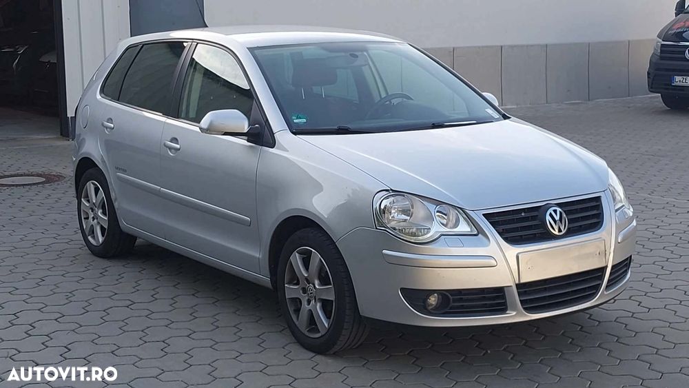 Volkswagen Polo 2009 photo 2