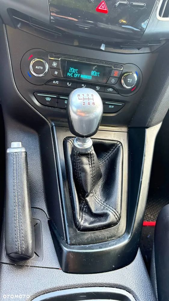 Ford Focus ST - 17