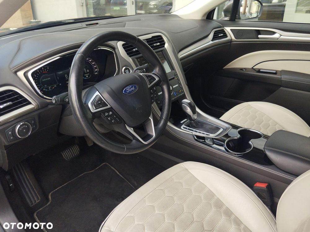 Ford Mondeo Vignale 2.0 TDCi 4WD PowerShift - 9