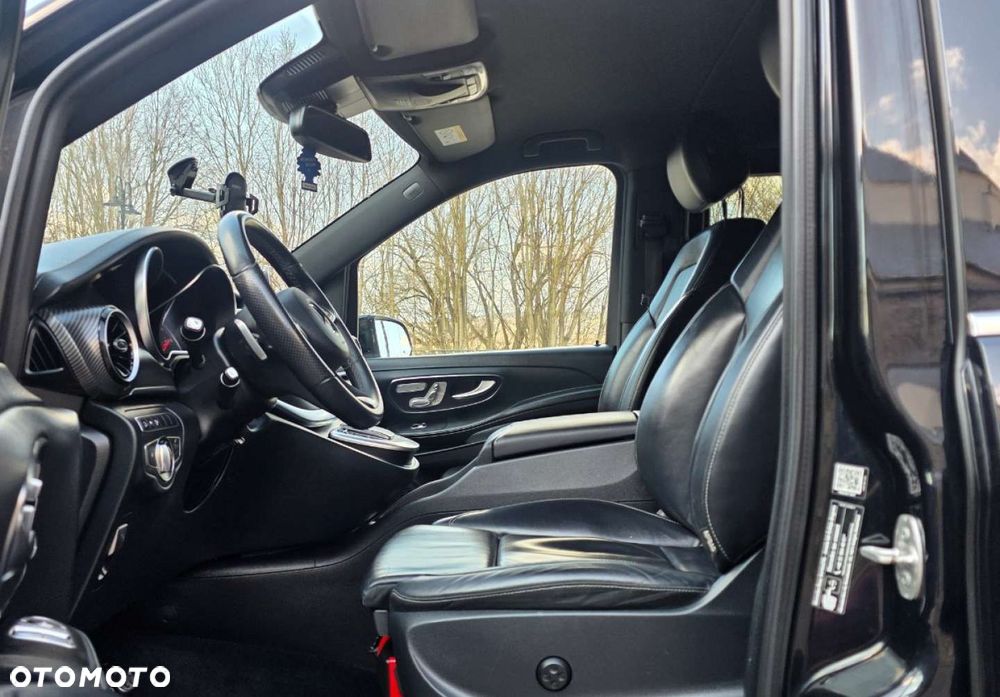 Mercedes-Benz Klasa V - 10