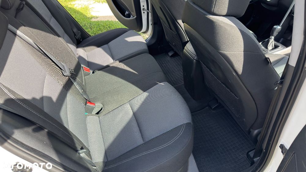 Hyundai i30 1.6 GDI Comfort - 11