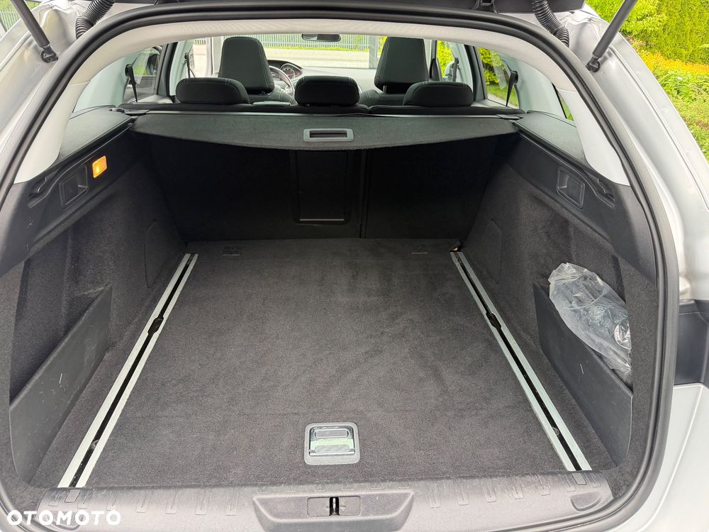 Peugeot 308 BlueHDi 120 EAT6 Stop & Start Allure - 32