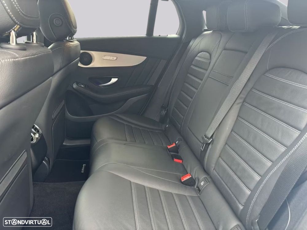 Mercedes-Benz GLC 300 - 12