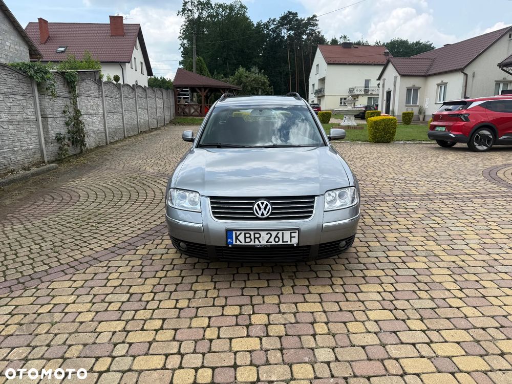 Volkswagen Passat 1.9 TDI Basis Tiptr - 5