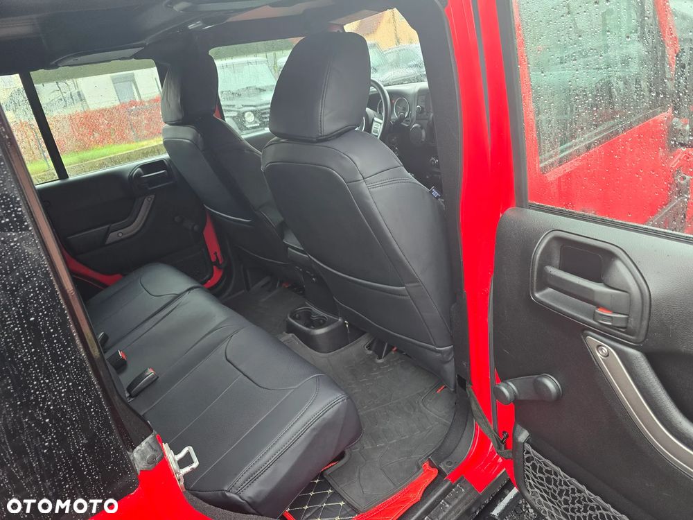 Jeep Wrangler - 10
